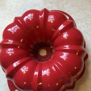 Red Bundt Cake Pan